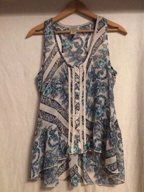 eyelash couture Blue Paisley Tie-Front Tank